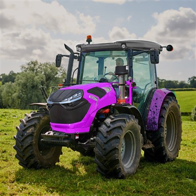 Peiriant Yuchai Tractor Gardd 100HP 4X4 Gyda Phwmp Awtomatig A Bocs Gêr 4WD G...