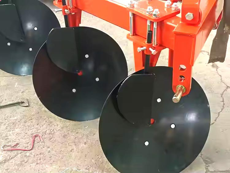 Reversible disc plough Reversible disc plough