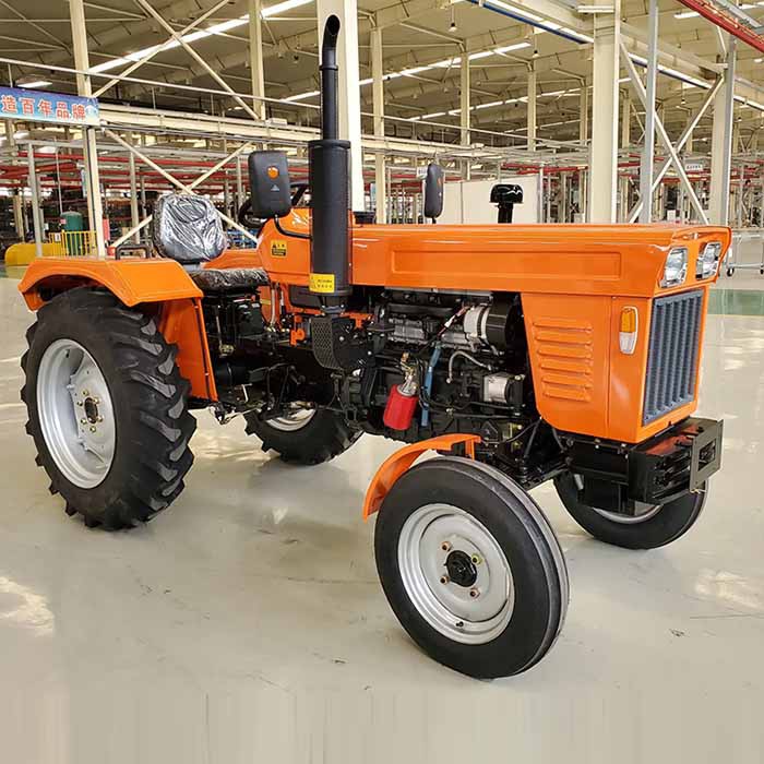 Farm pulling tractor Farm pulling tractor